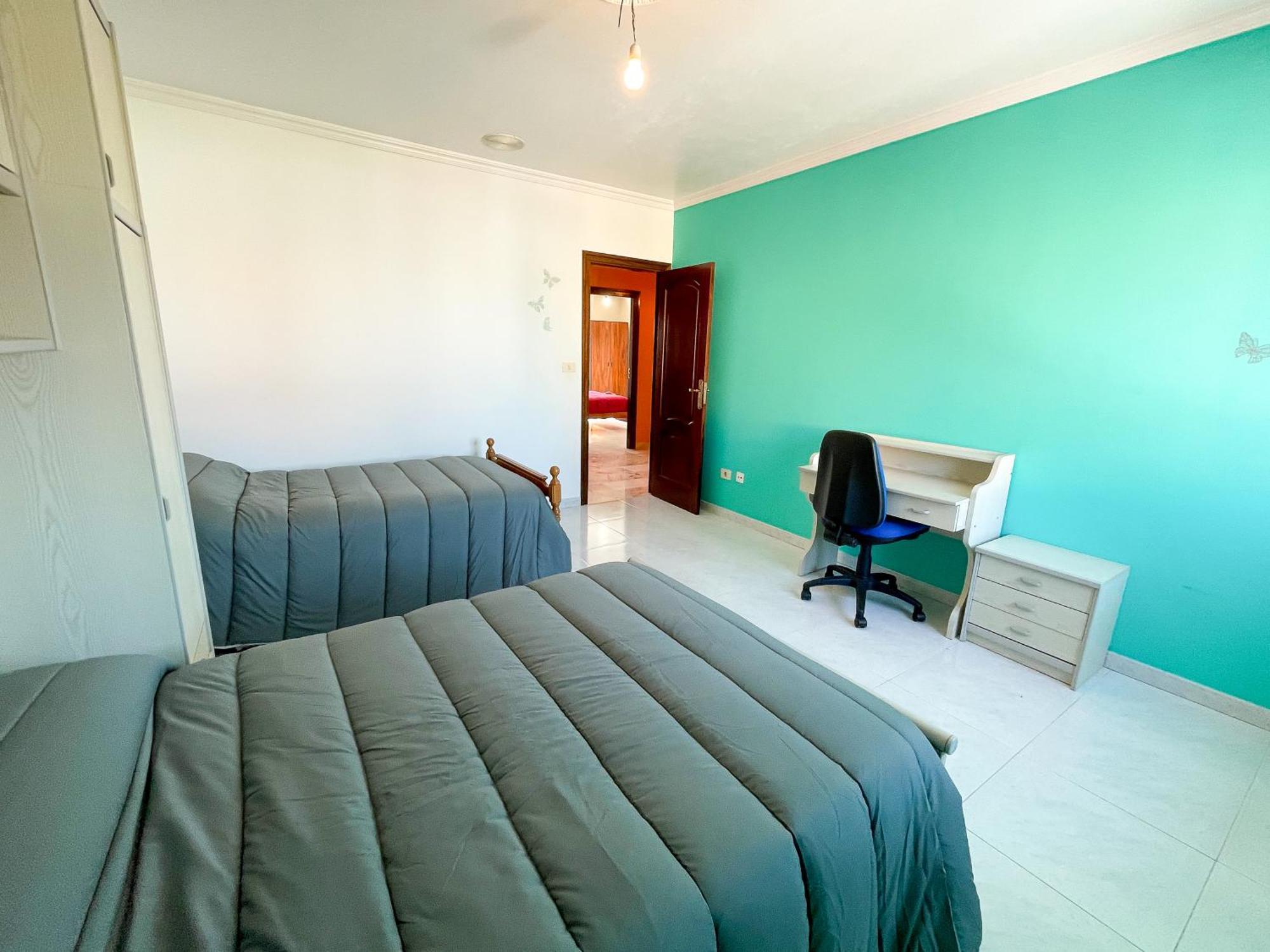Aguino Rias Bajas 3000 Apartment