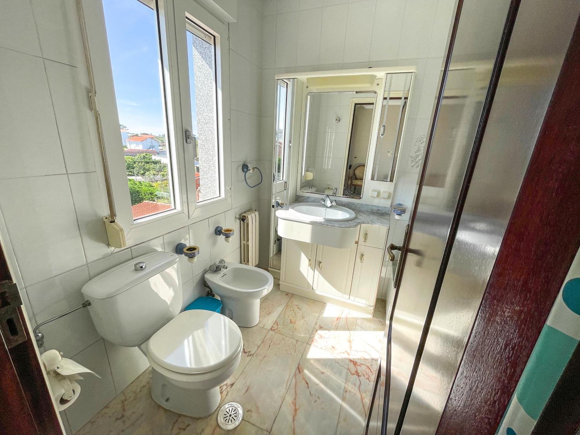 Appartement Aguino Rias Bajas 3000 *